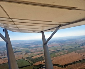 Покорете небето с  „Полет със самолет Ikarus C42”  в Казанлък - за 60 минути