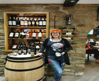 Дегустация на 5 вида вино с включен кетъринг във Велико Търново за двама