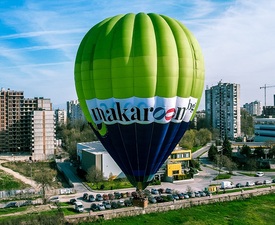 Свободен полет за трима с балон за 30 минути + видеозаснемане с 4K action камера + чаша пенливо вино край София 