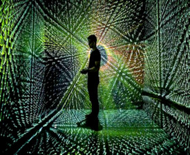 Ескейп руум в паралелна вселена за пет човека: Загадките на професор Линд