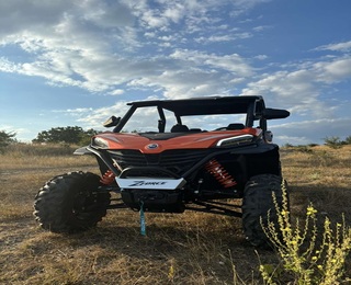"Тур с UTV CF Moto 1000cc" край Варна - за трима на едно четириместно УТВ