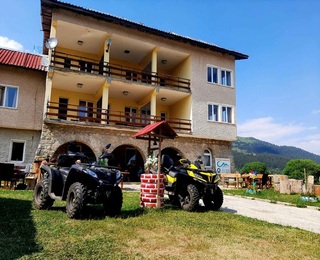 1-часова Разходка с АТВ около с. Белово , област Пловдив - двама на едно АТВ