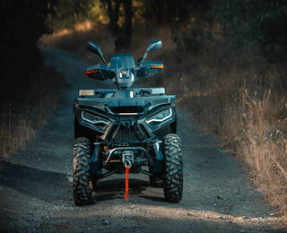 Приключение на четири колела по Ваш маршрут с 2 часа каране на АТВ под наем в Бургас
