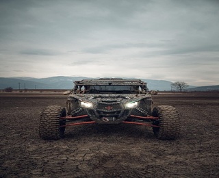 Диви и Кални: Разходка в сърцето на Осогово с Возене на УТВ за трима - 50 км преход