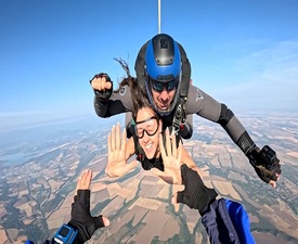 Тандемен скок с парашут от 3000 м с видеозаснемане от летище Ерден, с. Ерден, област Монтана