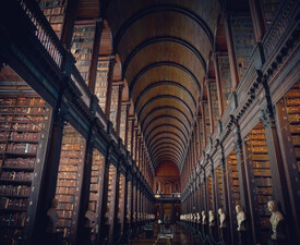 Ескейп руум в паралелна вселена: Портал - игра за трима човека