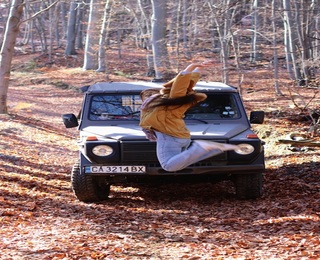 В дома на дивите животни с Горско сафари за двама + 1 дете (7-10 г.) край Ихтиман 