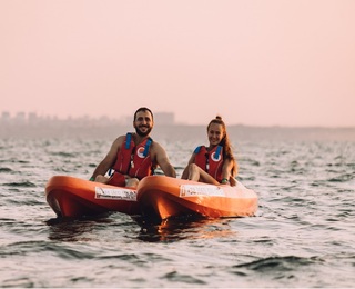 Съберете слънчеви лъчи и морски бриз с Излет с каяк за двама човека край Варна 