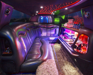 Разходка или парти с лимузина - за до 13 човека