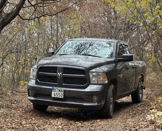 Офроуд разходка с джип висок клас в района на Велико Търново - разходка за 3 часа