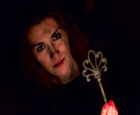 Ескейп руум за трима в стаята на триковете: Детектива и Машината на времето