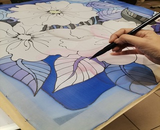 Създайте свой шал с Работилничка за рисувана коприна  във Велико Търново - за двама