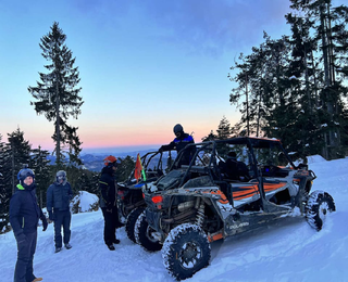 Снежно сафари RZR край Пампорово за четирима души