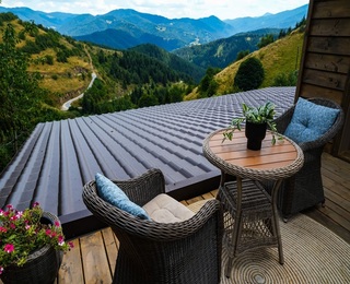 Уют и романтика с 2 нощувки за двама + следобеден чай със закуска в студио Хамбарът, къща за гости Нашето място, с. Зорница