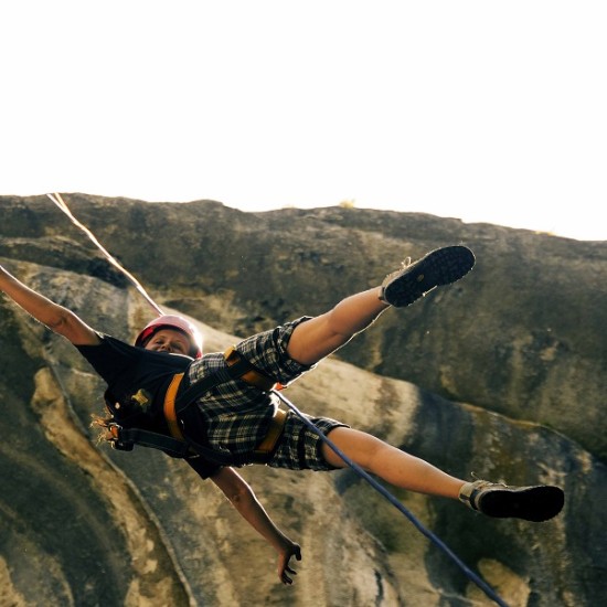 Преживейте един вълнуващ екстремен ден в района на гр.Клисура или пещера Проходна от Makaroon Преживейте един вълнуващ екстремен ден в района на гр.Клисура или пещера Проходна от Makaroon