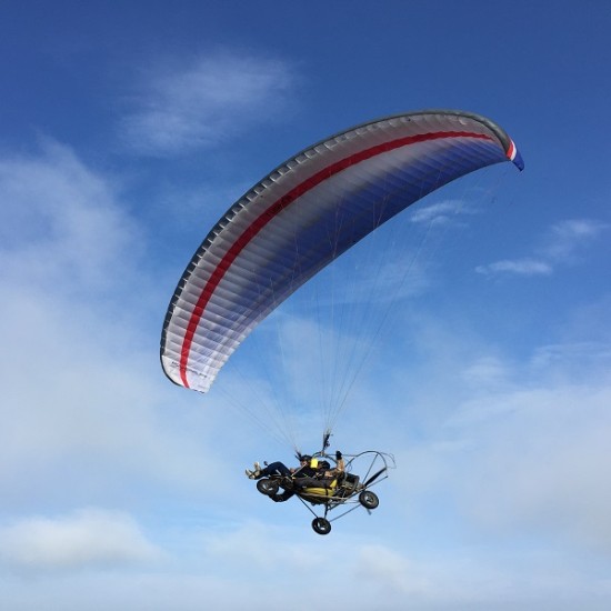 Полет с тандемен моторен парапланер + заснемане с HD от Makaroon