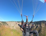 Полетете и вдигнете адреналина си на макс с "Панорамен полет с парапланер между Габрово и Велико Търново" от Makaroon