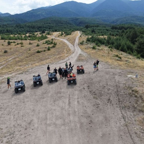 Чист въздух и панорамни гледки - насладете се на 1 час разходка с АТВ в Банско от Makaroon Чист въздух и панорамни гледки - насладете се на 1 час разходка с АТВ в Банско от Makaroon