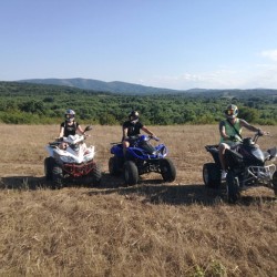 Забавление сред природата с 1 час АТВ Сафари в Китен за един човек Забавление сред природата с 1 час АТВ Сафари в Китен за един човек