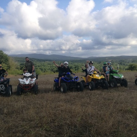 Насладете се на красиви гледки, природа и адреналин с 1 час АТВ Сафари в Китен от Makaroon Насладете се на красиви гледки, природа и адреналин с 1 час АТВ Сафари в Китен от Makaroon