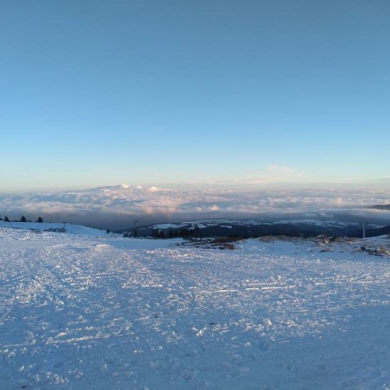 Индивидуален урок по ски или сноуборд в Банско – зимната столица на България от Макароон