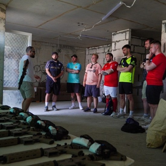 Впуснете се в едно щуро приключение с доза екшън с Airsoft в Св. Влас от Makaroon