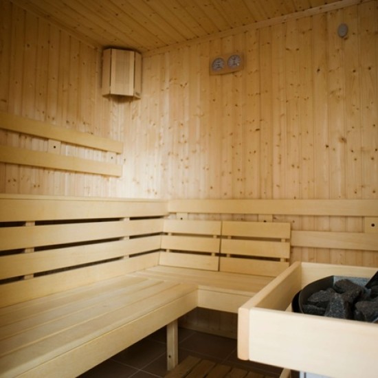 Отдайте се на една пълноценна СПА почивка с 2 нощувки със закуска за двама в хотел Аква Варвара от Makaroon