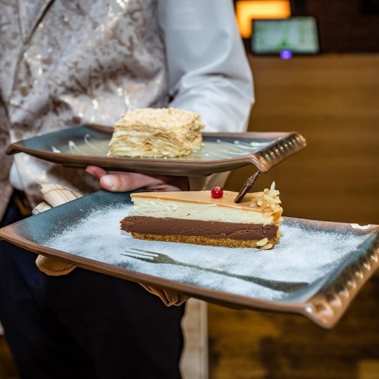 Обяд "Лакомка" в руски ресторант Арбат за двама от Makaroon.bg Обяд "Лакомка" в руски ресторант Арбат за двама от Makaroon.bg