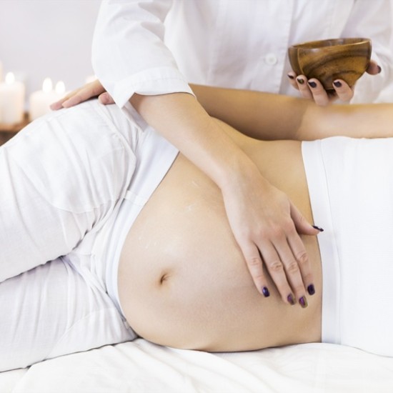 Подобряване на комфорта и здравето на бъдещите майки с масаж за бременни от Makaroon Подобряване на комфорта и здравето на бъдещите майки с масаж за бременни от Makaroon