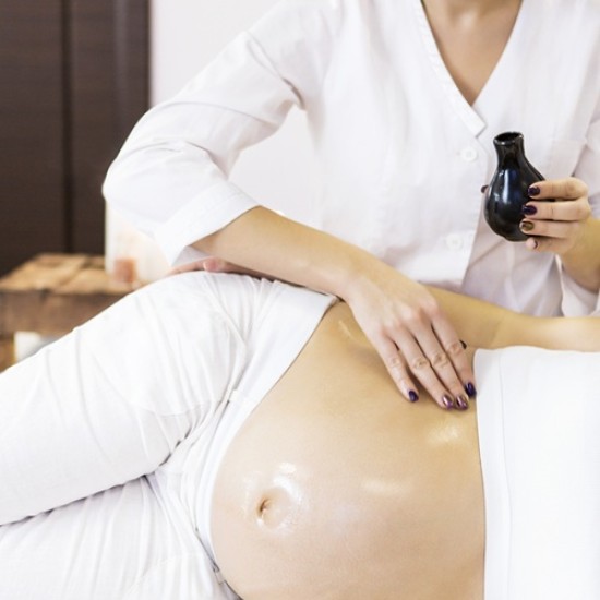 Подобряване на комфорта и здравето на бъдещите майки с масаж за бременни от Makaroon Подобряване на комфорта и здравето на бъдещите майки с масаж за бременни от Makaroon