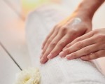 Погрижете се за себе си със Спа терапия за ръце от Makaroon Погрижете се за себе си със Спа терапия за ръце от Makaroon