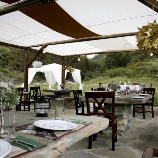 Насладете се на една спокойна почивка с Нощувка за двама в Триград от Makaroon