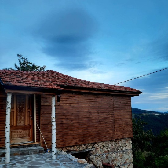 Романтично преживяване - Почивка за двама, сгушени в Родопите от Макароон Романтично преживяване - Почивка за двама, сгушени в Родопите от Макароон