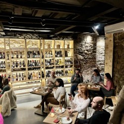 Дегустация за двама на 3 български вина във винен бар Cork&Fork, гр. Пловдив