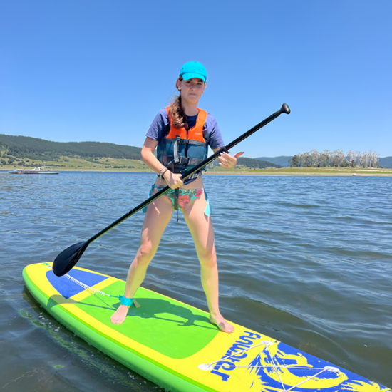 Забавление във водата с 1 час каране на Падъл борд на яз. Батак от Makaroon