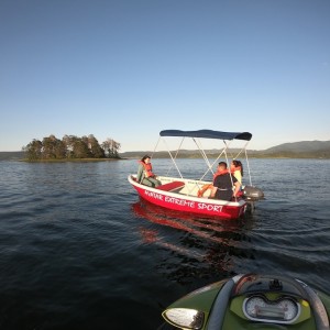 Моторна лодка под наем на яз. Батак