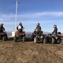 През гори и планини с „Офроуд приключение с АТВ в Средна гора‘‘ През гори и планини с „Офроуд приключение с АТВ в Средна гора‘‘