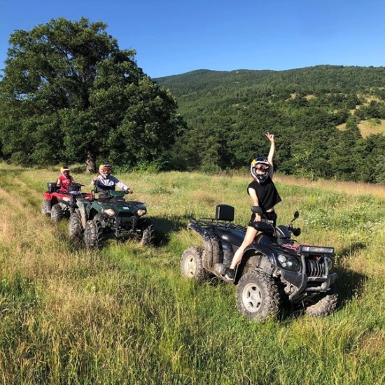 Подари едно пътешествие изпълнено с емоции с „Офроуд приключение с АТВ в Средна гора‘‘ от Makaroon Подари едно пътешествие изпълнено с емоции с „Офроуд приключение с АТВ в Средна гора‘‘ от Makaroon