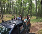 Сред природата с „Целодневен OFFROAD TOUR с джип за до 4 души‘‘ от Makaroon