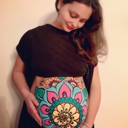 Баланс от цветове с "Body Art Терапия за Бременни"