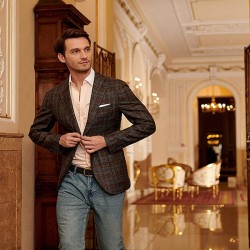 Изисканост и стил – ваучер за индивидуална изработка на риза