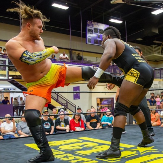 Повишете адреналина и се насладете на Еднократна тренировка в първата по рода си школа по кеч в България от Makaroon