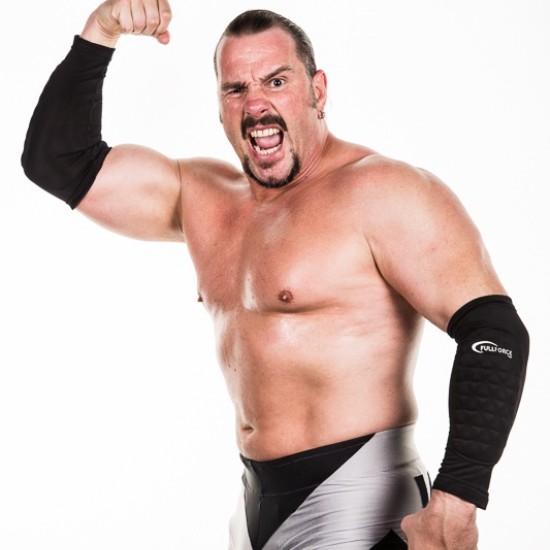 Повишете адреналина и се насладете на Еднократна тренировка в първата по рода си школа по кеч в България от Makaroon