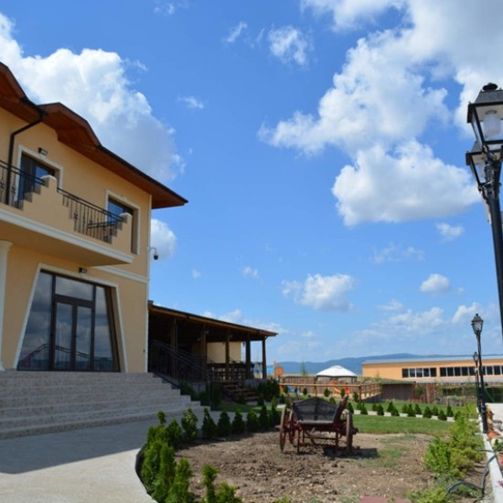 Прекарайте един незабравим приключенски ден с усещане за Египет с Езда на камила за двама в Камел парк, Слънчев бряг от Makaroon Прекарайте един незабравим приключенски ден с усещане за Египет с Езда на камила за двама в Камел парк, Слънчев бряг от Makaroon