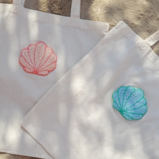 Сътворете красота с Работилничка за Пънч бродерия на чанта във Варна от Makaroon