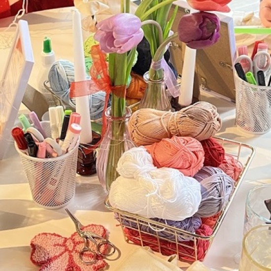 Сътворете красота с Работилничка за Пънч бродерия на чанта във Варна от Makaroon