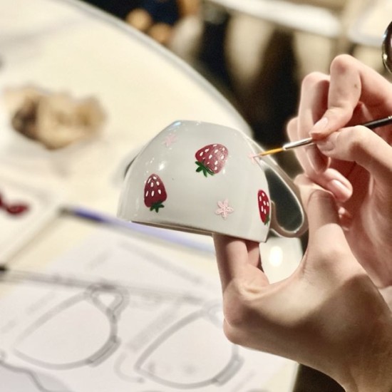 Създайте свой сет чаши с Работилница за рисуване на чаши за кафе във Варна от Makaroon