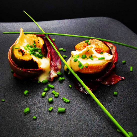 Предизвикай сетивата си с Вечеря на тъмно за двама от Makaroon