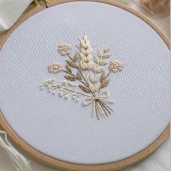 Потопете се в духа на творчеството с чаша вино в ръка с  „Игла и конец“ от Makaroon