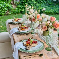 Природа, вино и любов с  "Романтичен пикник за двама"